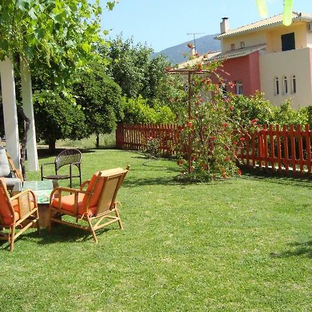 Villa'S Ground Floor Apartment With 60 Qm Swimming Pool Agios Christoforos  Extérieur photo